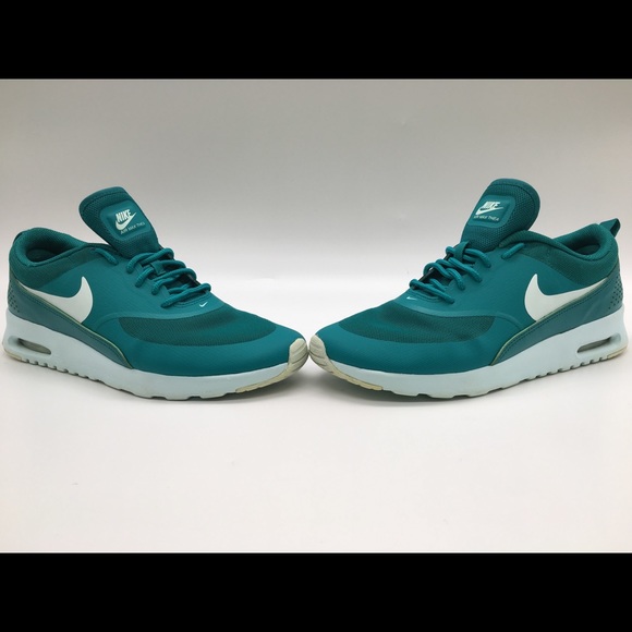 ❗️SOLD❗️Ladies Nike Air Max Thea Athletic Shoe - Picture 4 of 8